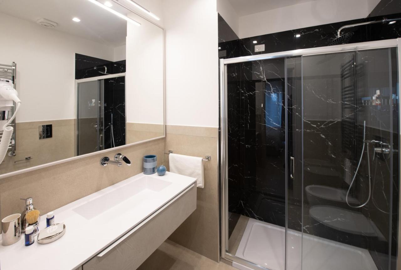 Center - E Apartment *