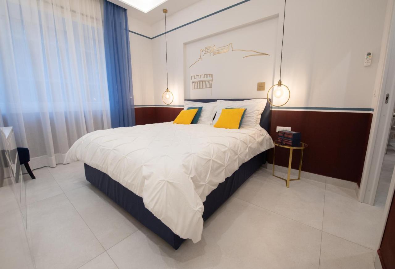 Apartment Center - E *