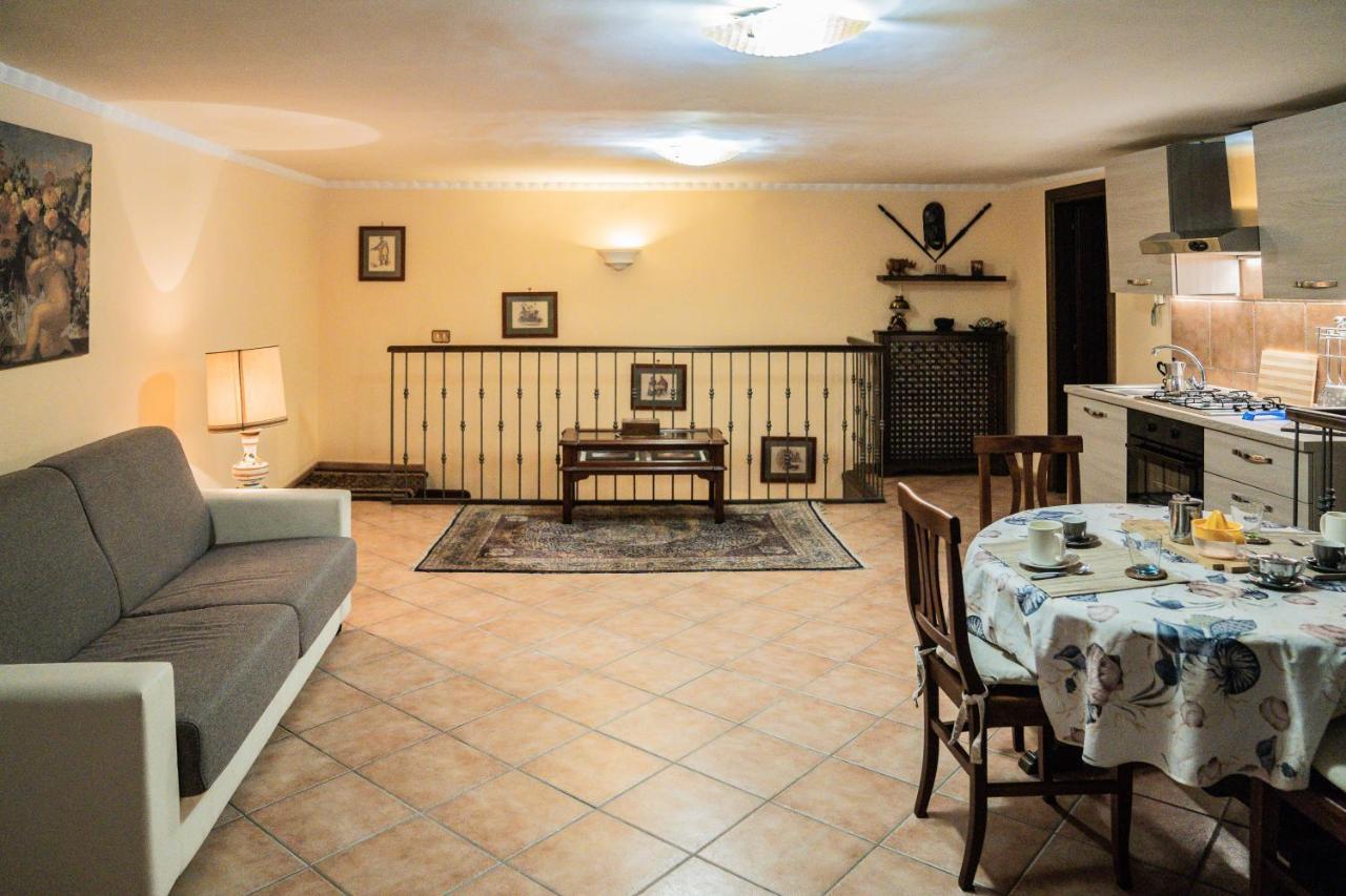 Apartment Domus Ugo *