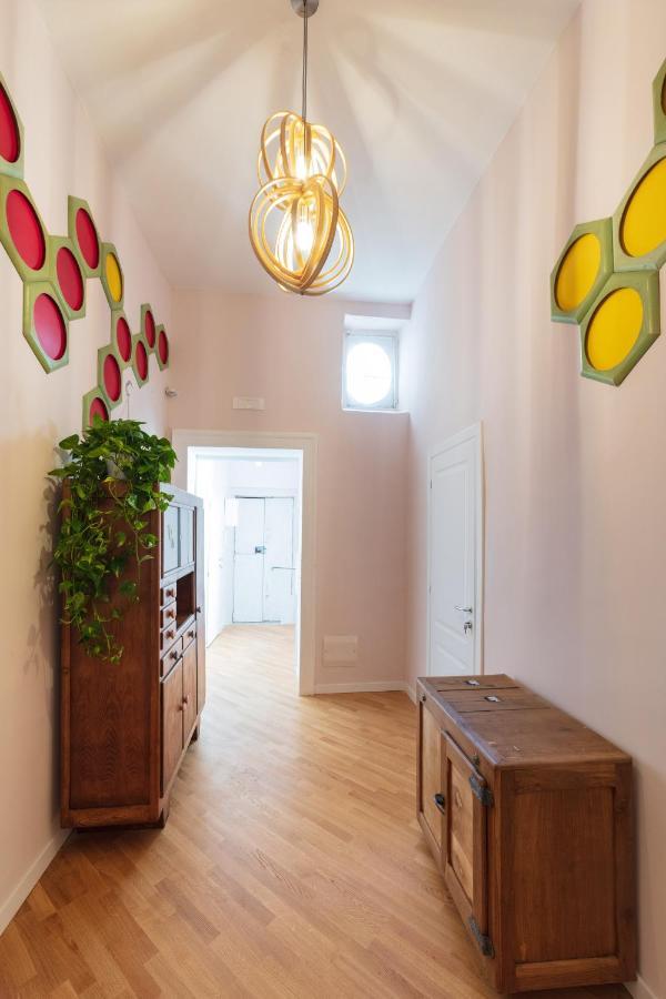 Design Next Bellini Square By Houseinnaples Apartment