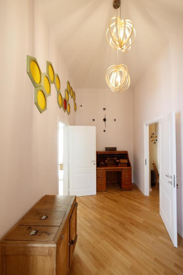 Design Next Bellini Square By Houseinnaples * Naples