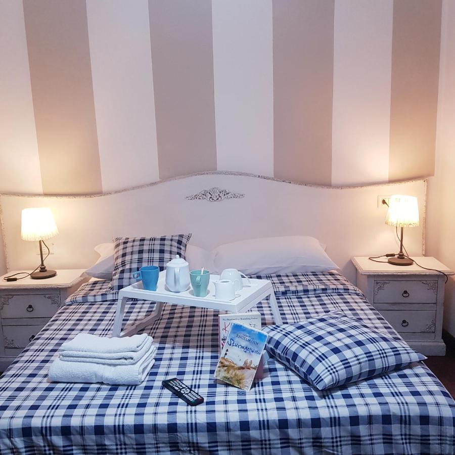 Room&jacuzzi Guest house Naples