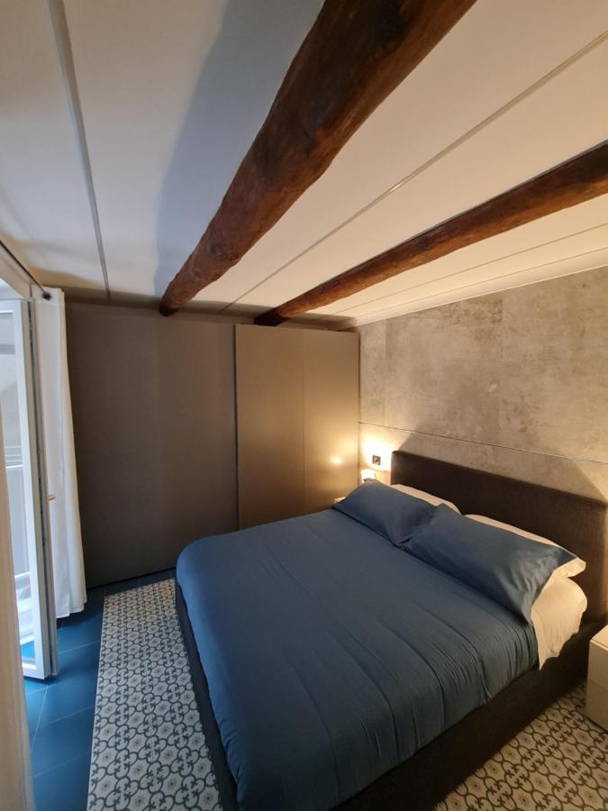 Apartment Chiaja Lux House Naples