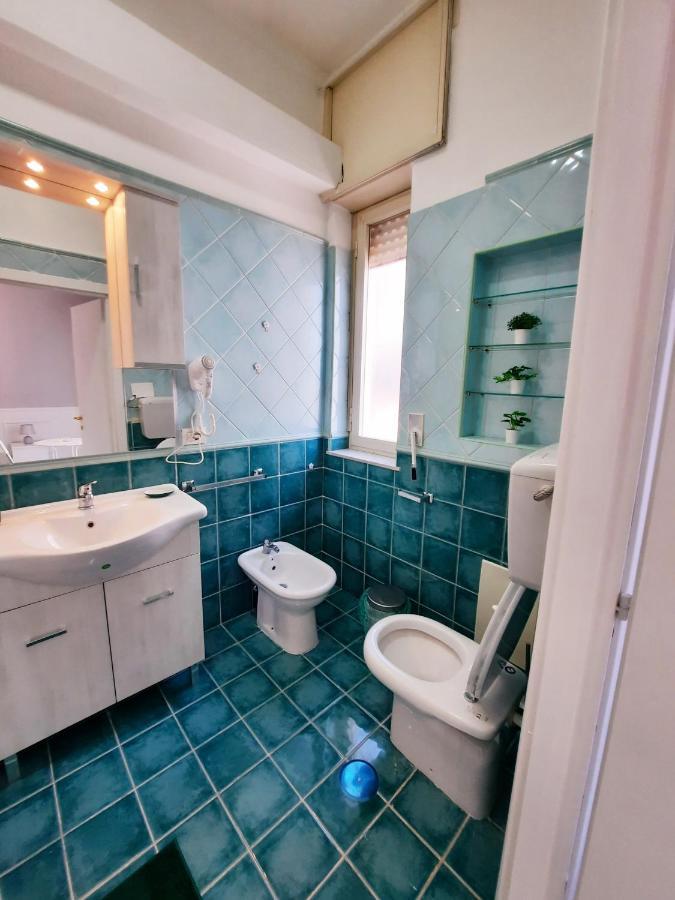 Bed & Breakfast Napoli Central *