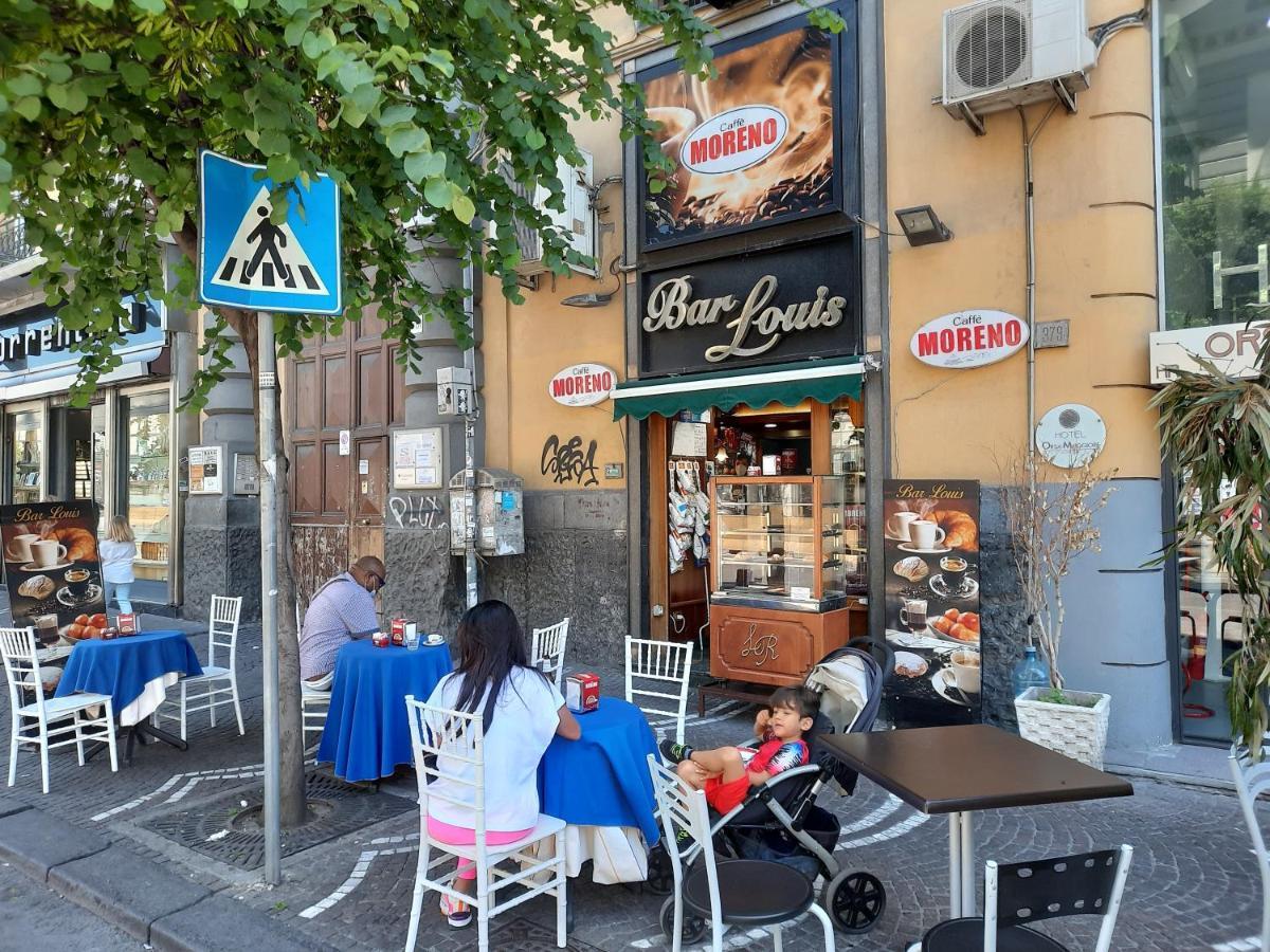 Napoli Central Bed & Breakfast
