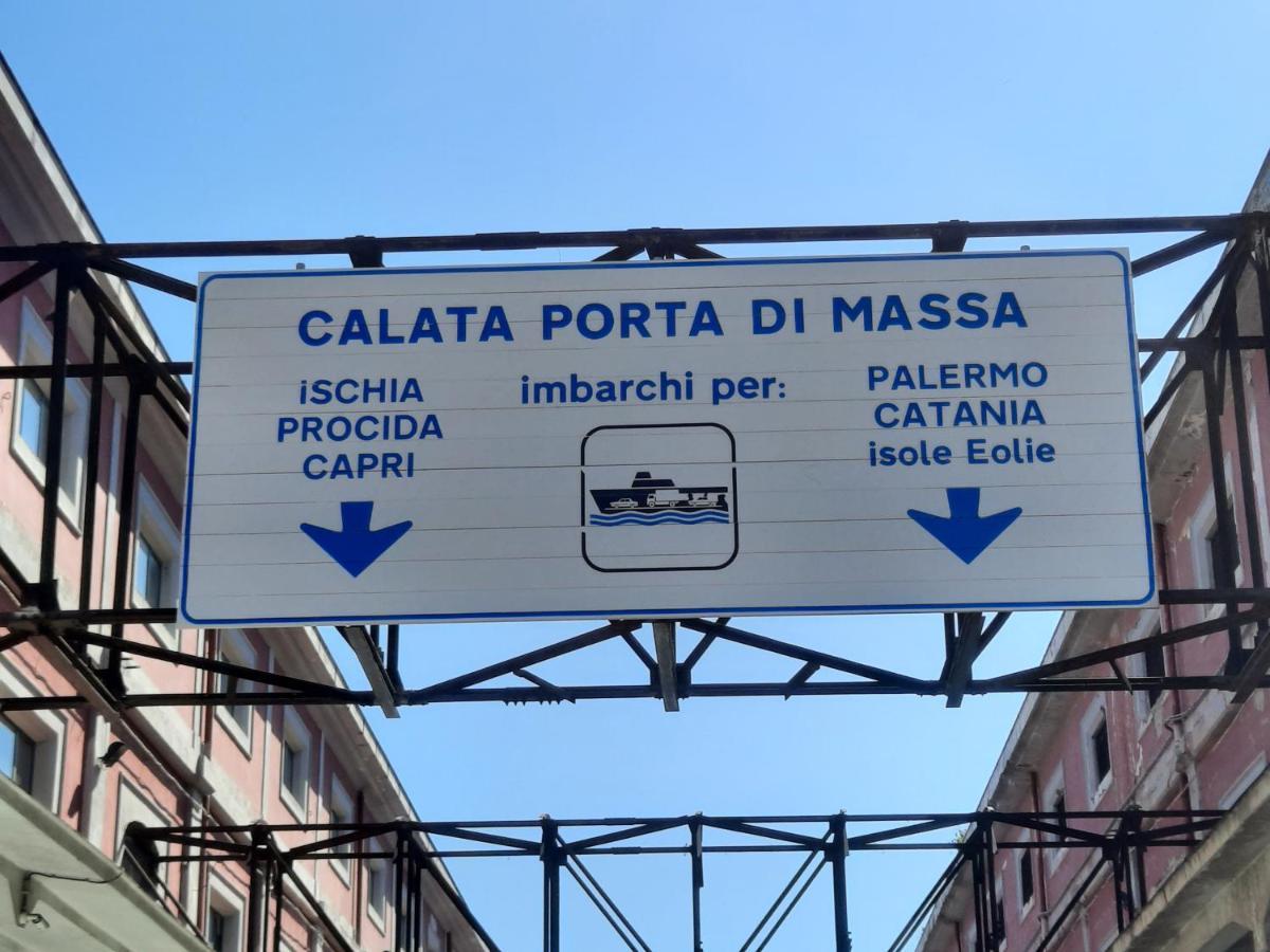 Napoli Central Bed & Breakfast *