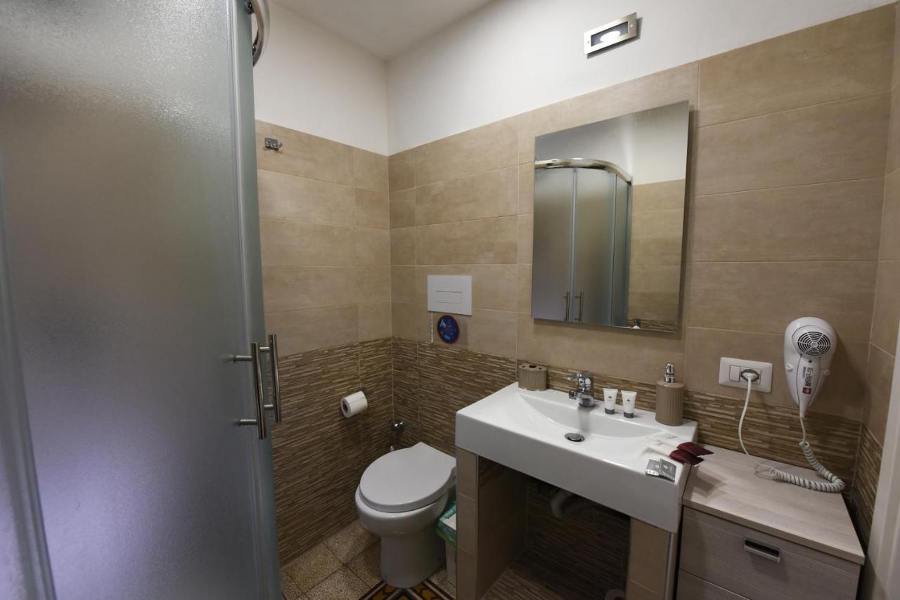 Maison Toledo 210 Bed & Breakfast
