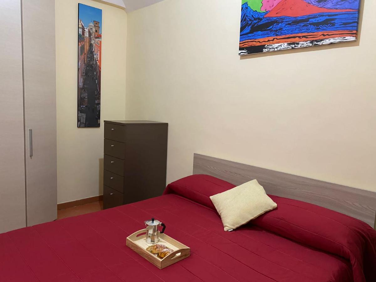 In Love: Vicoletto Dei Presepi Apartment Naples