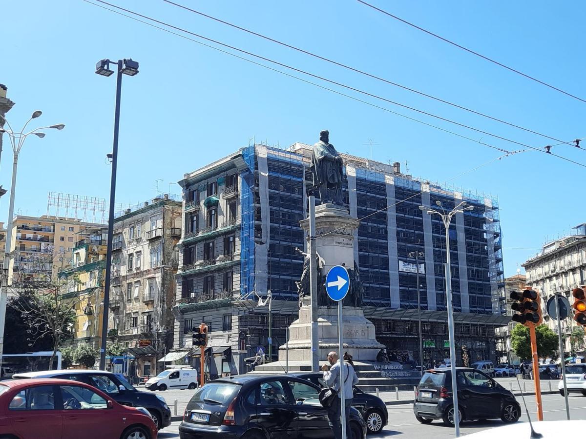 Napoli Central Bed & Breakfast *