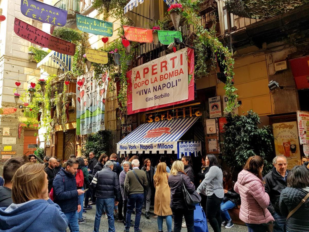 Bed & Breakfast Napoli Central *