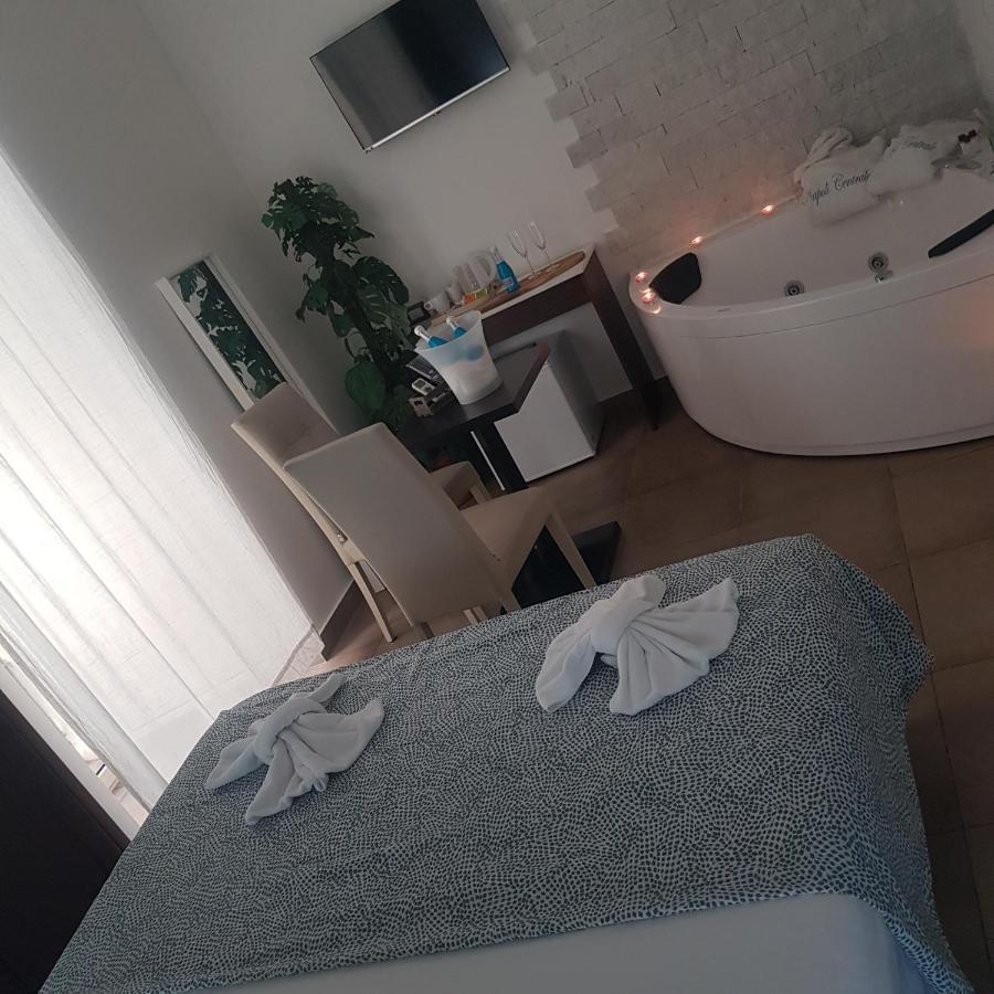 Room&jacuzzi