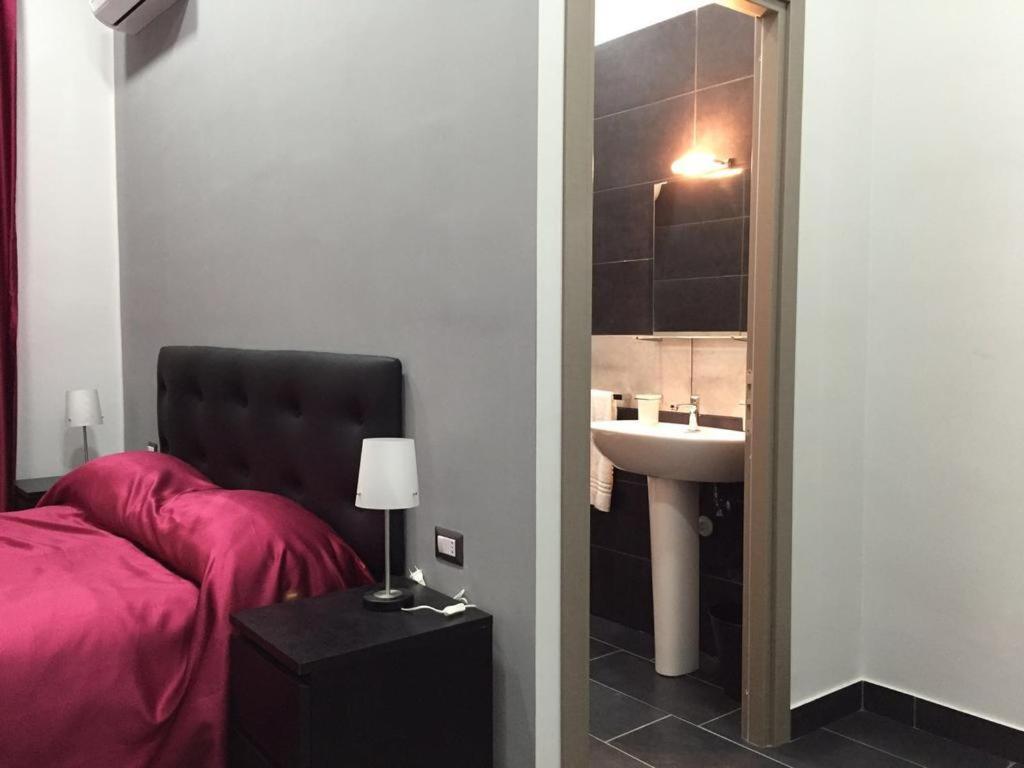 Binario 1 Bed & Breakfast Naples