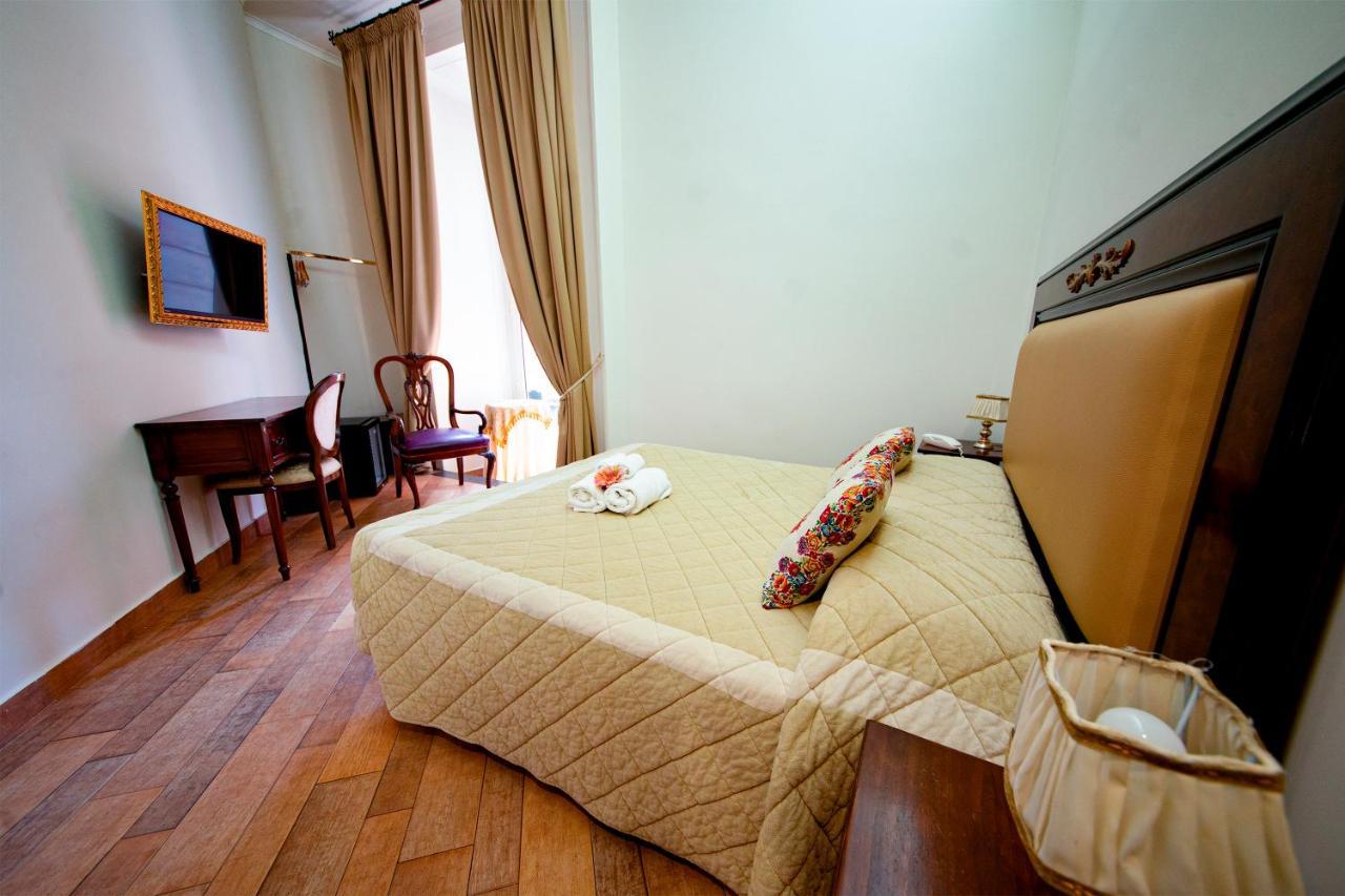 Lanfipe Palace 3* Naples