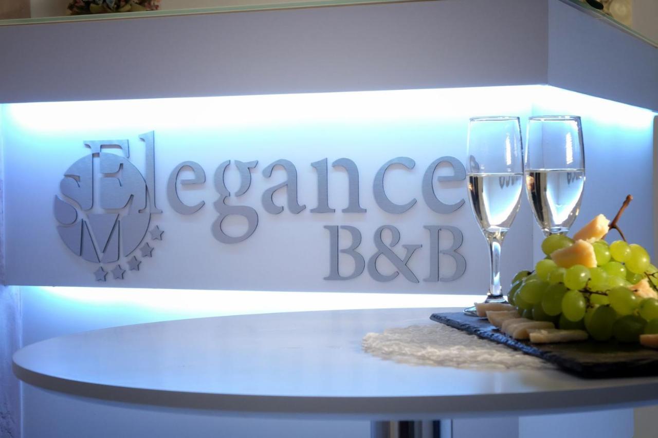 Elegance Naples