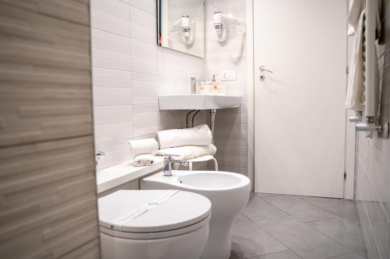Sotto Le Stelle Ai Decumani Bed & Breakfast 2*