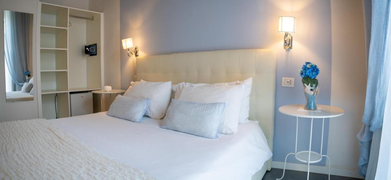 Sotto Le Stelle Ai Decumani Bed & Breakfast Naples