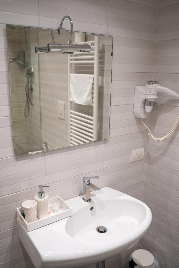 Sotto Le Stelle Ai Decumani Bed & Breakfast 2*