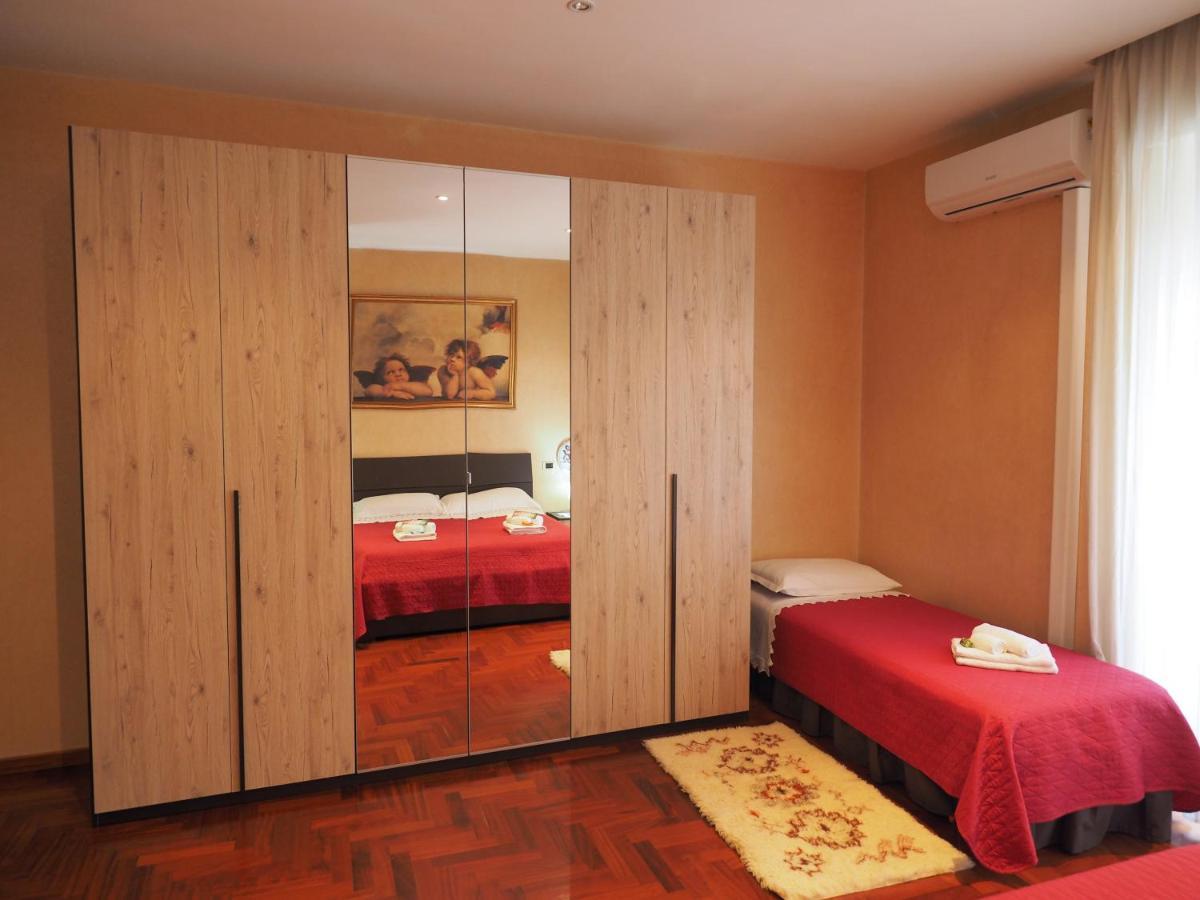 Rosaroll70 * Naples