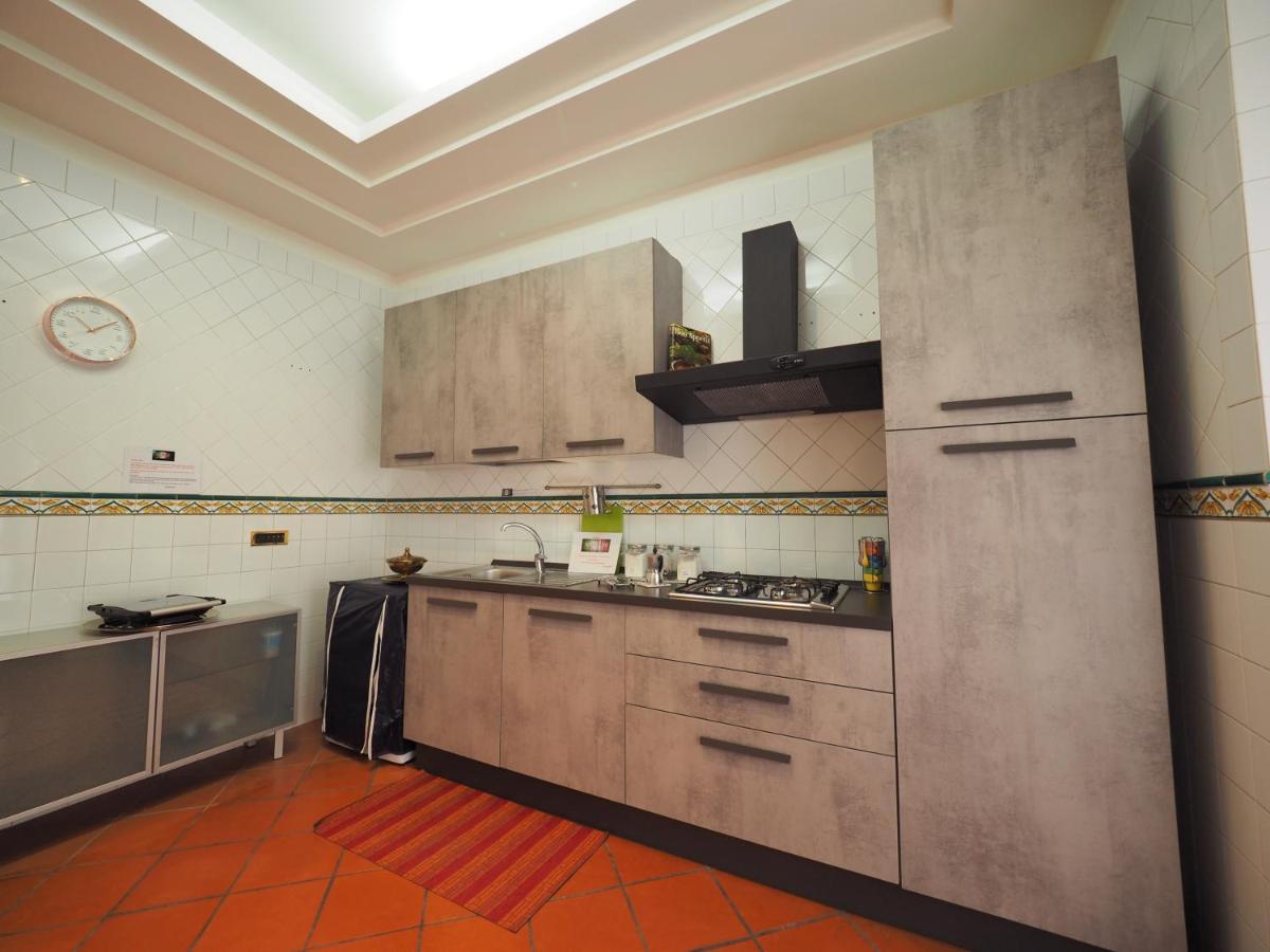 Rosaroll70 * Naples