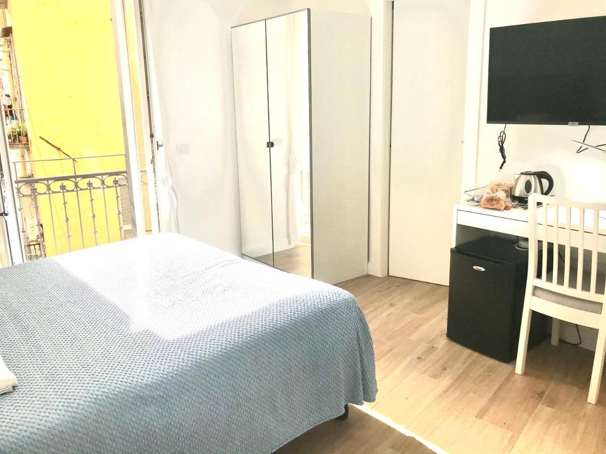 Agora Bed & Breakfast Naples