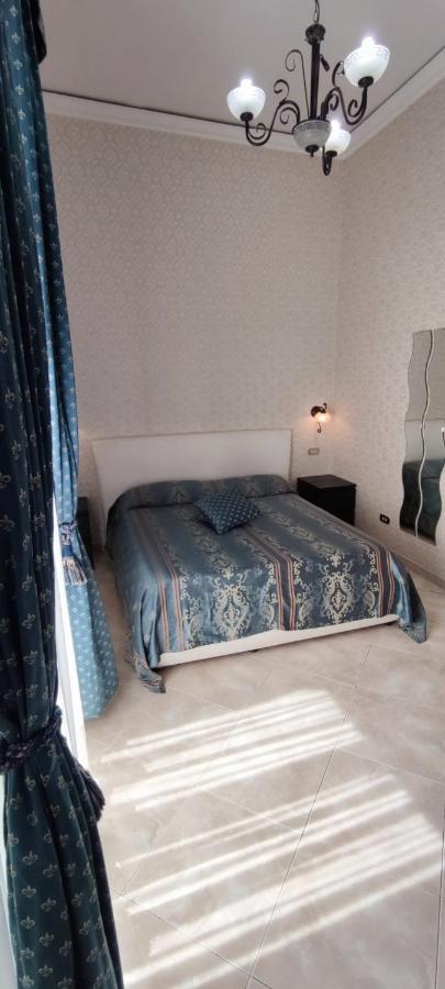 Toledo 3* Naples