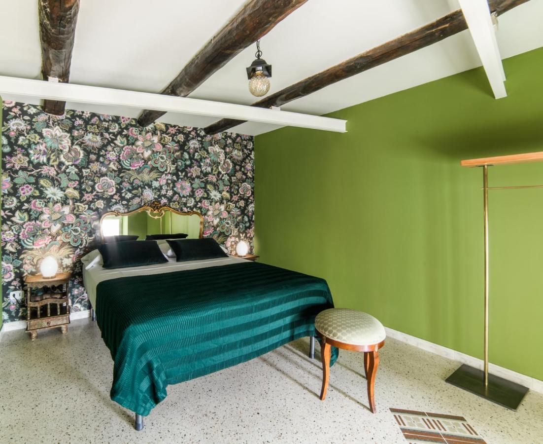 Avantgarden Naples