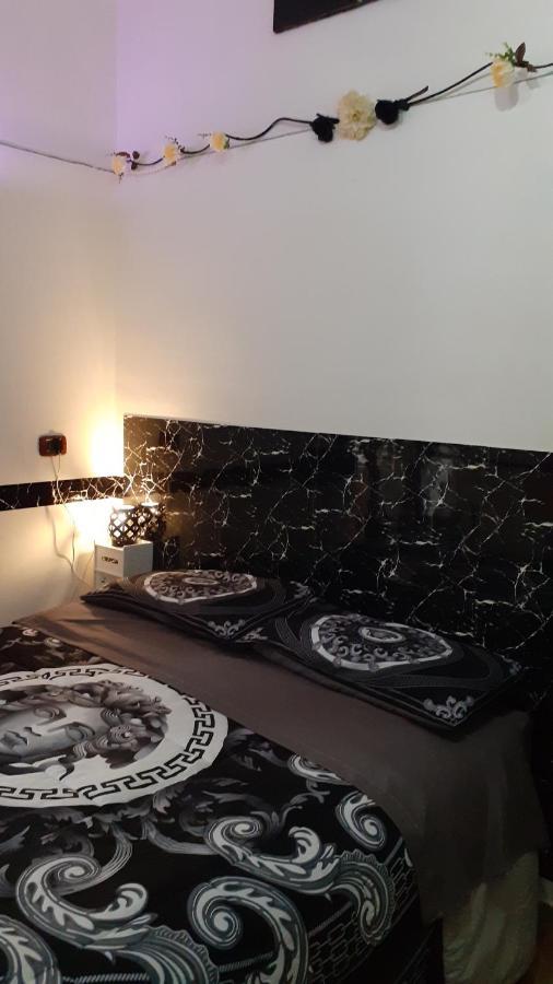 Vacanze Da Angela - Orto Botanico Apartment Naples