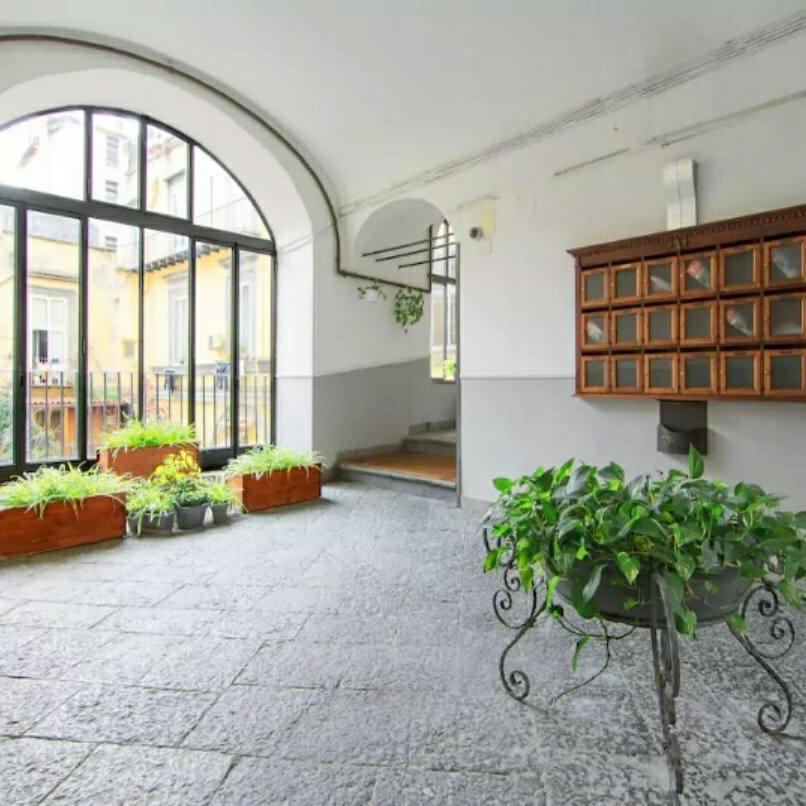 Mezzocannone - Casa Vacanze Centro Storico Apartment *