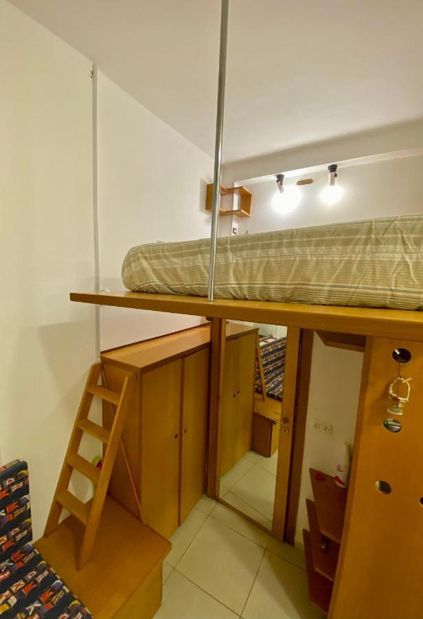 Boat Apartment *