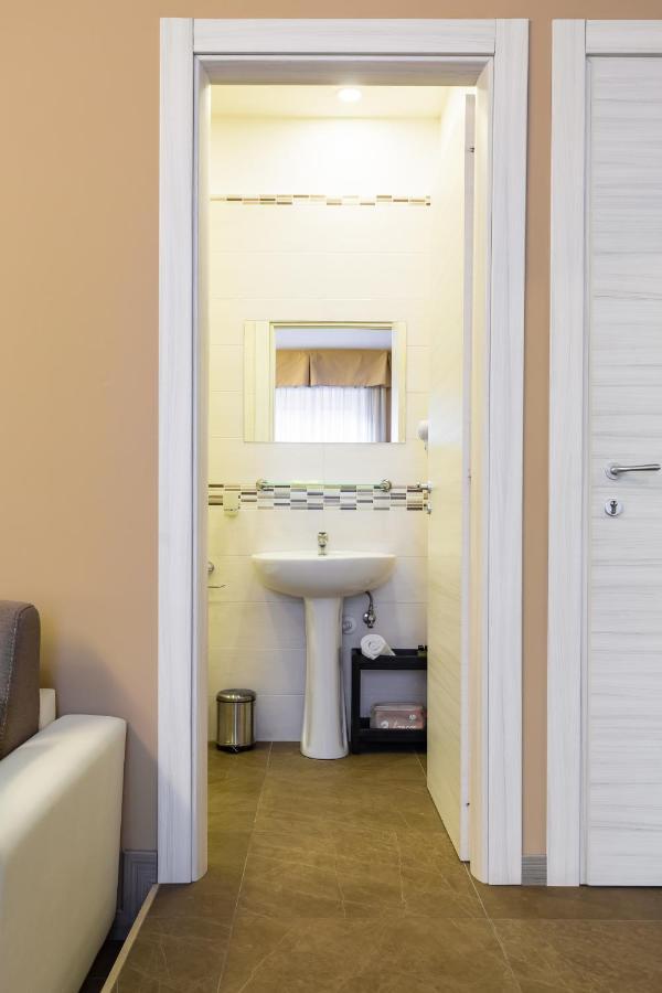 Bh Railway Guest house