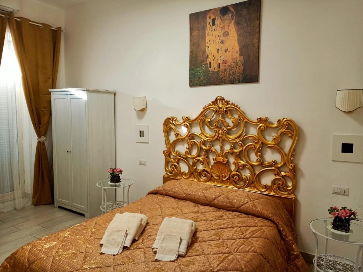 Bed & Breakfast Domus San Biagio 14 Naples