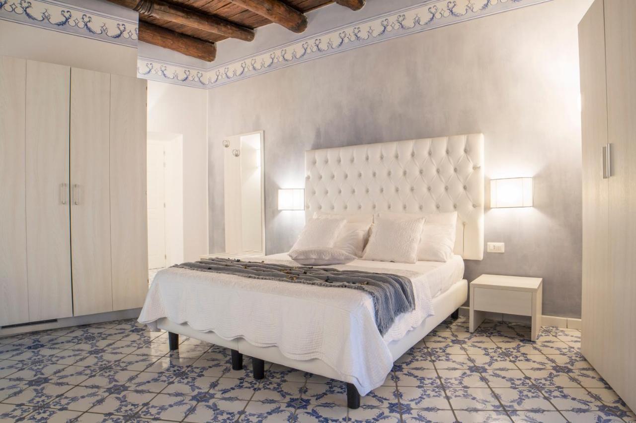 Morelli Naples