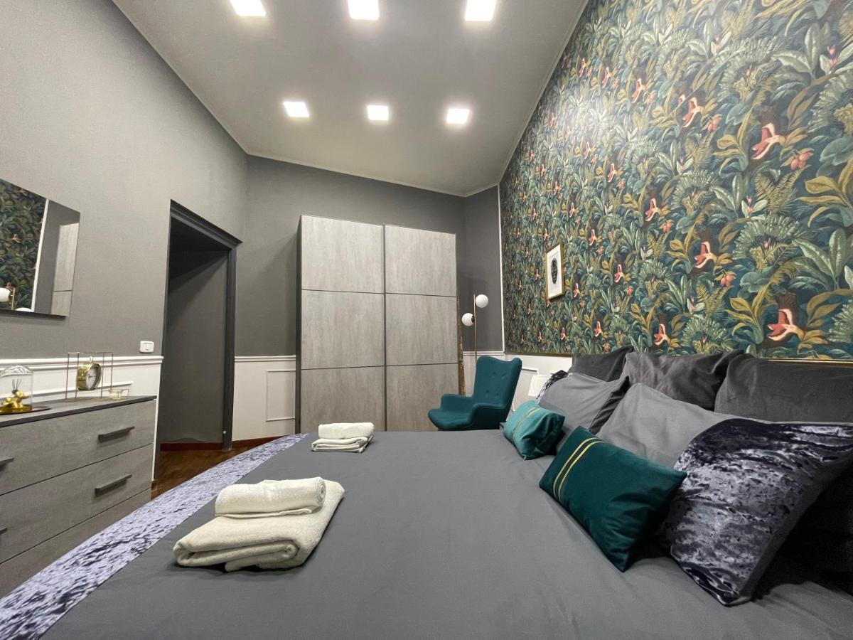 Duomo Luxury In Center Apartment