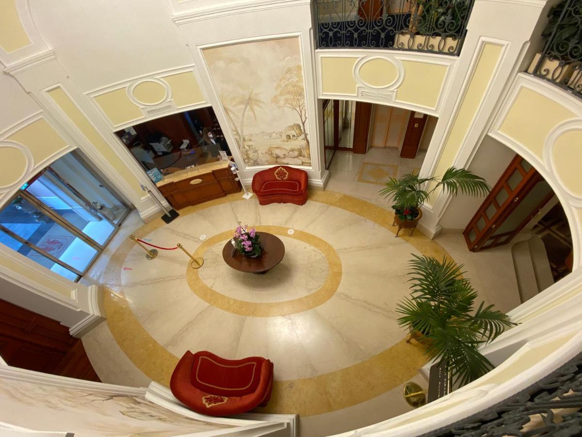 Palazzo Alabardieri 4* Naples