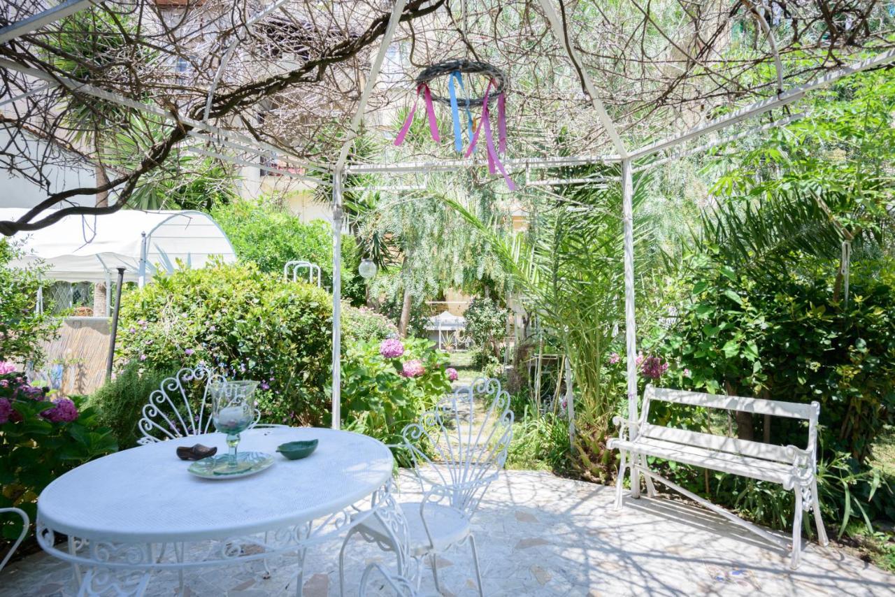 Bed & Breakfast Giardino Segreto Naples