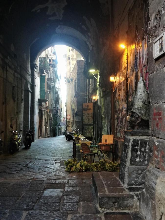 Napolicentrico Bed & Breakfast *