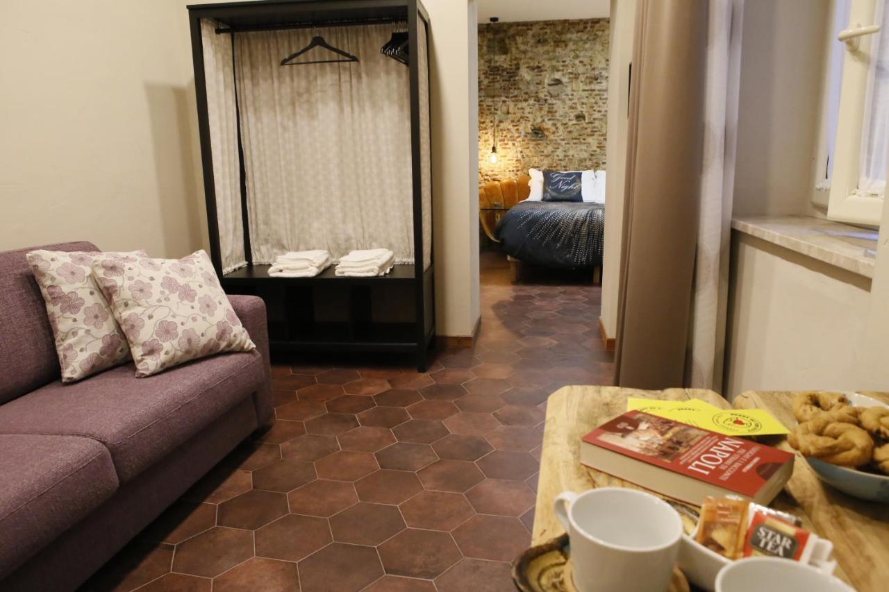 Napolicentrico Bed & Breakfast *