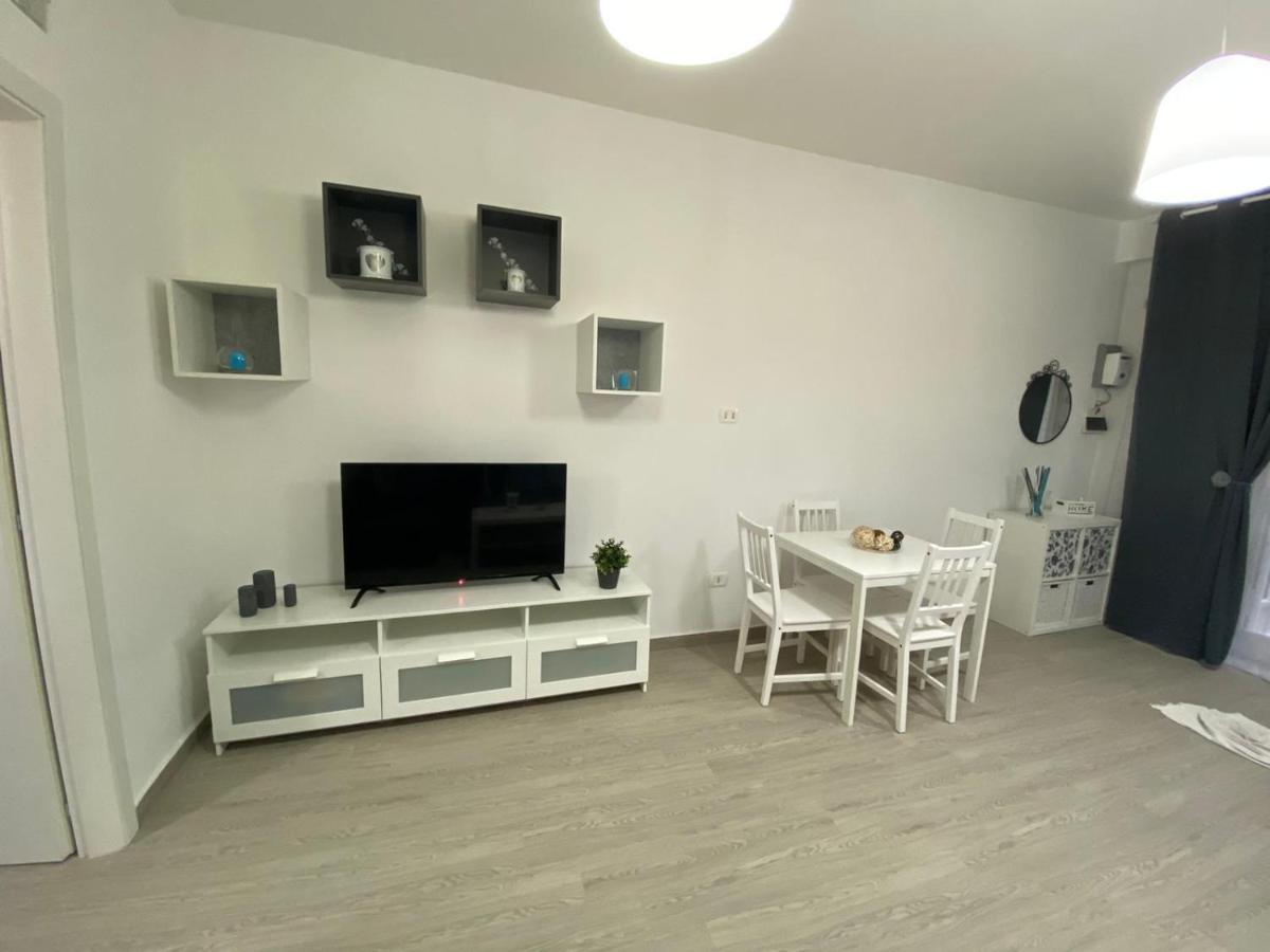 Luli House