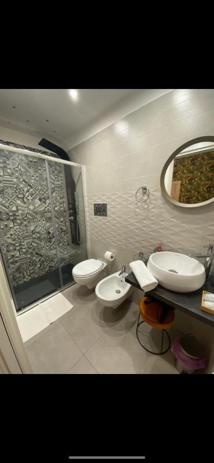 Bed & Breakfast Domus Leone Tre Naples
