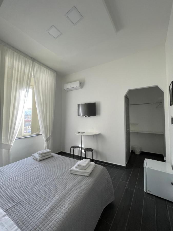 Le Porte Di - Guest house Naples