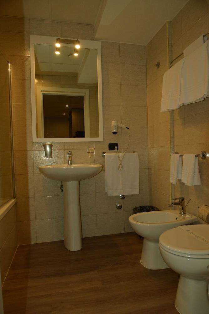 Tiempo Hotel Naples