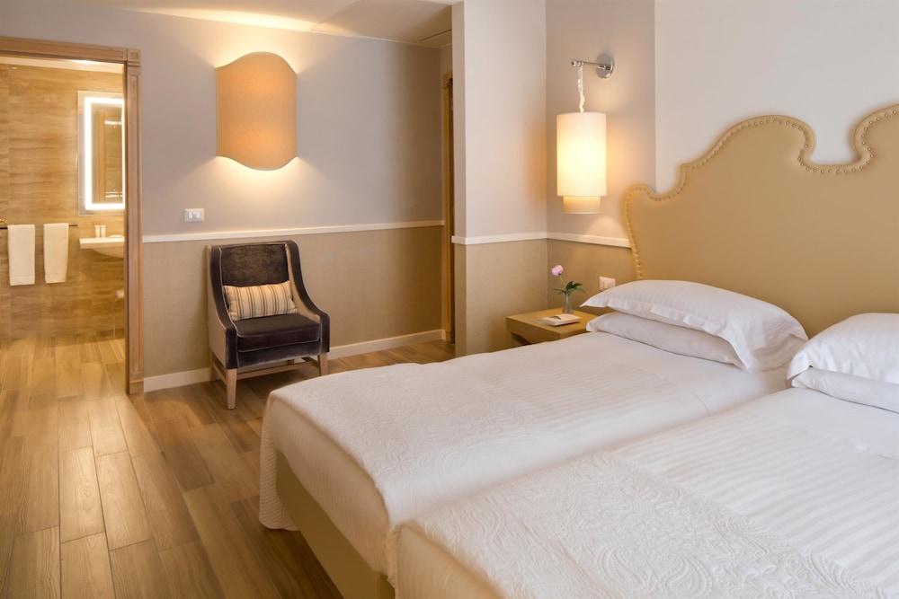 Starhotels Terminus Hotel 4*