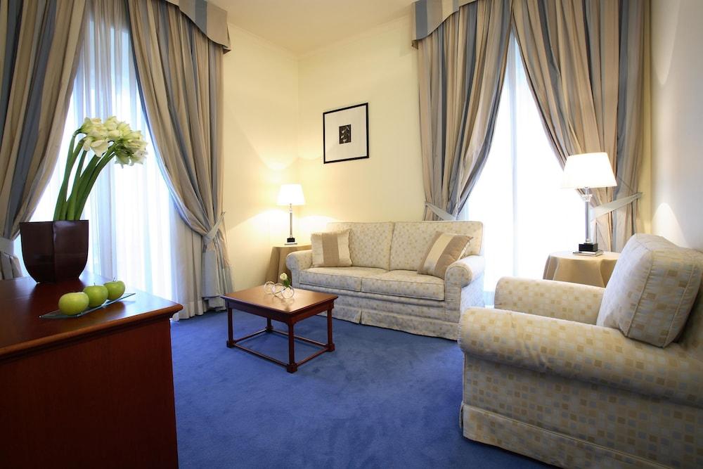 Starhotels Terminus Hotel 4*