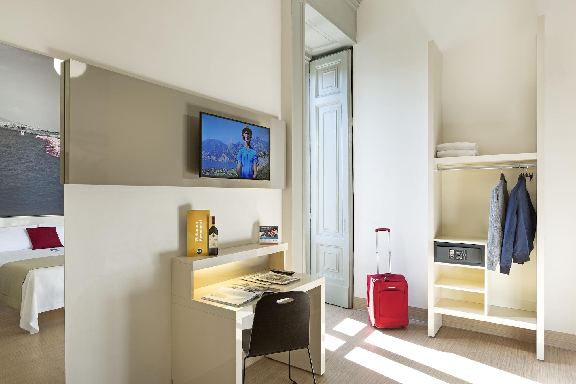 B&B Hotel Napoli 3* Naples
