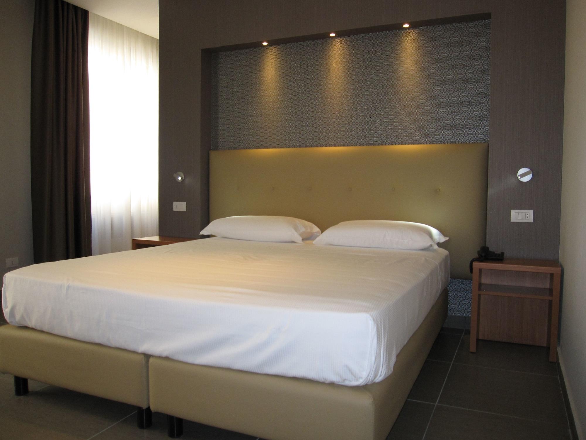 Napolit'amo Medina Hotel 3*