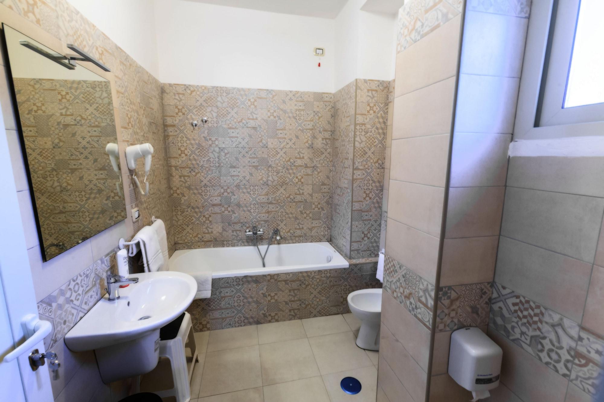 Hotel Cesare Augusto 3*