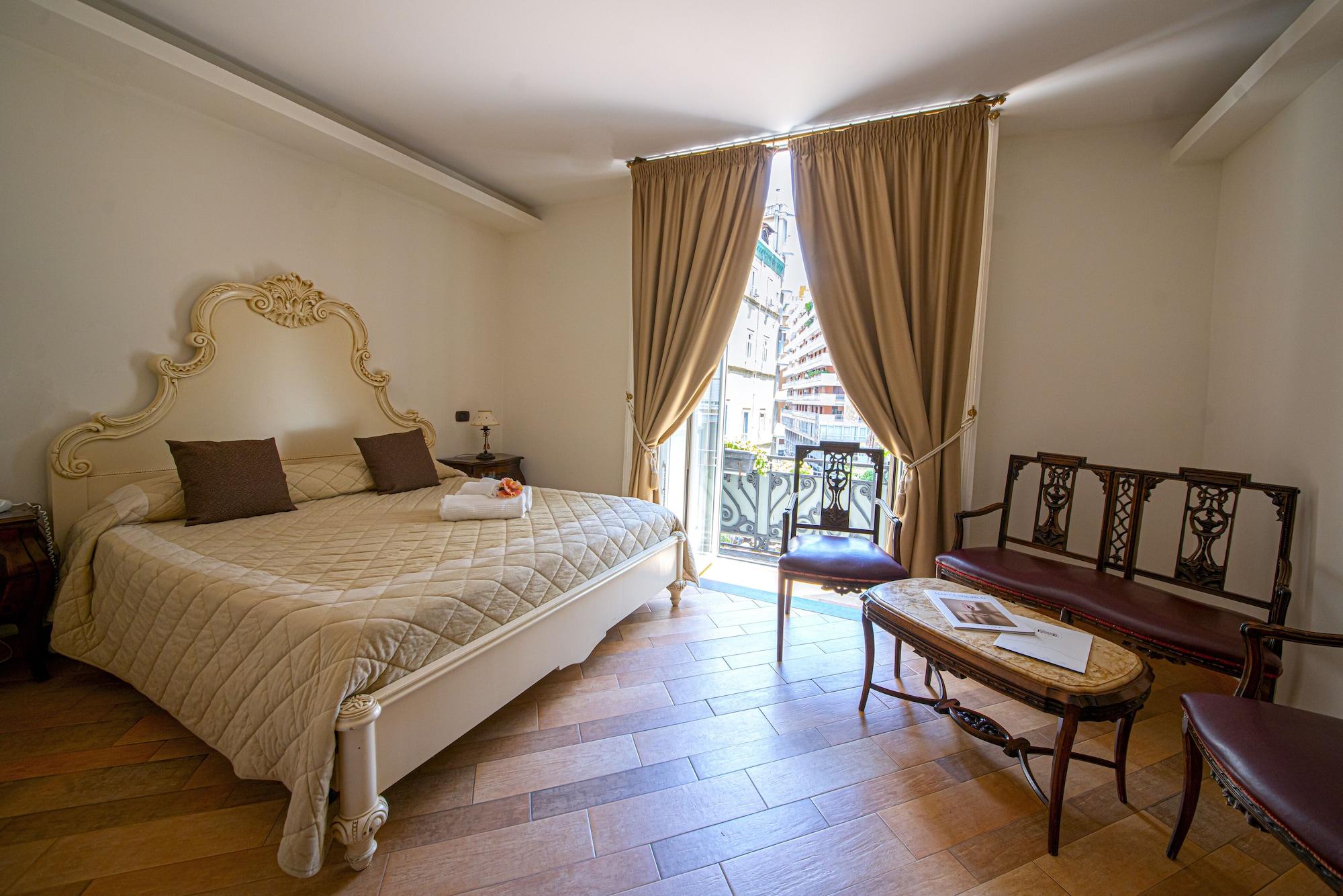 Lanfipe Palace Naples