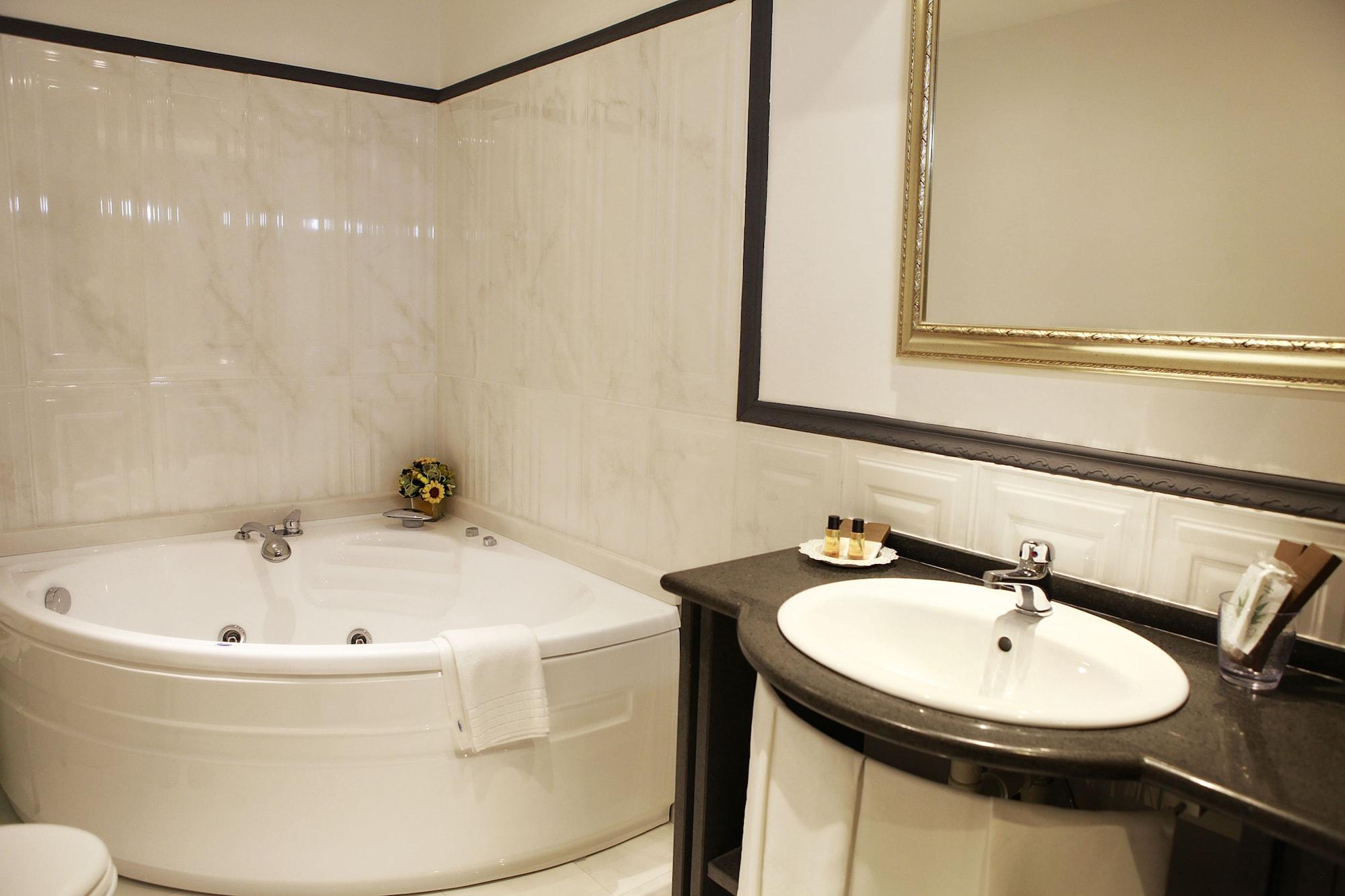 Lanfipe Palace Hotel 3*