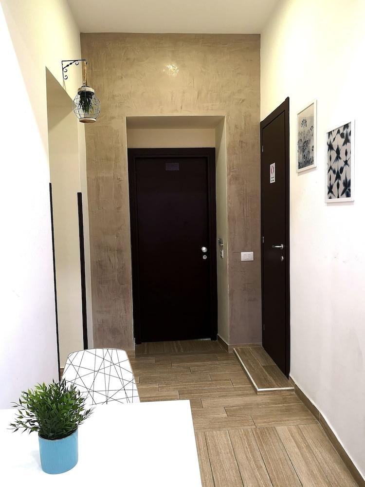 Napoli City Rooms