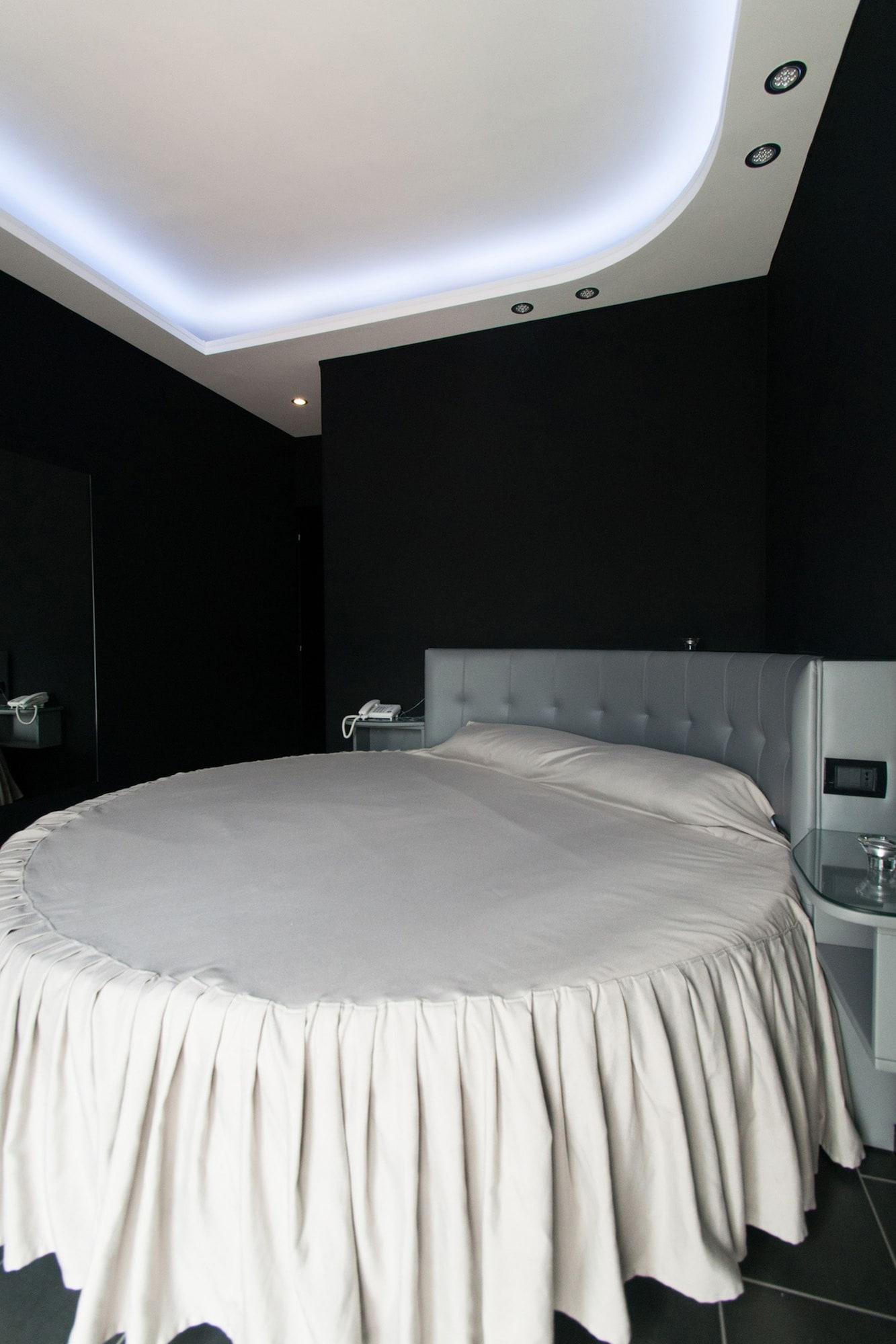 Fly Boutique Hotel Naples